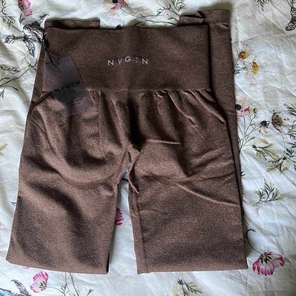NVGTN contour legging cocoa size xs